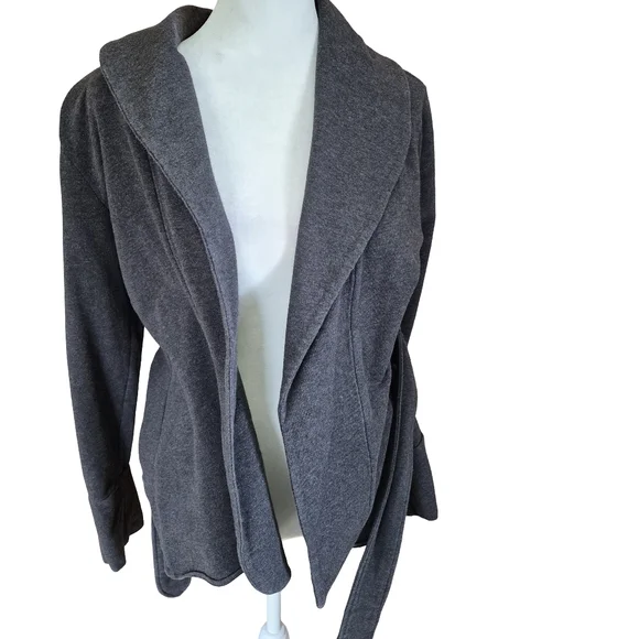 The North Face Dark Gray Women's Apparel - Picture 2 of 8